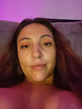 VickyHoult's Live XXX Chat