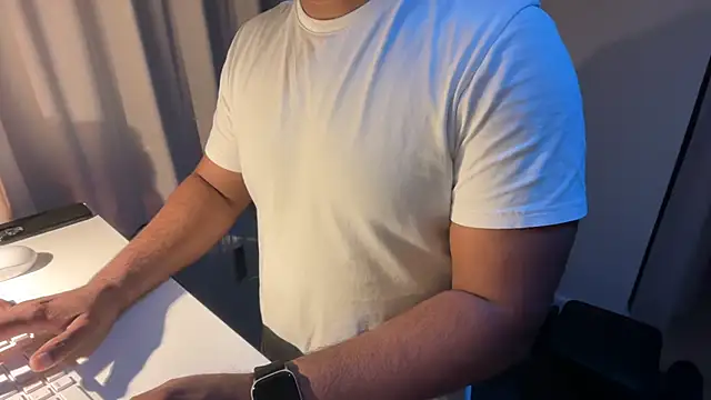 justonce2 – webcam-show