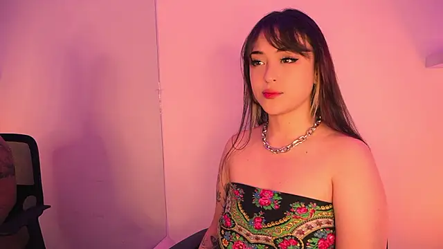 XXX chat uživo modela Gloomydoll