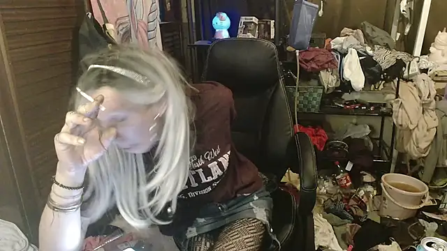 Ombeline1 webkamerás műsora