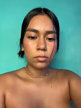 XXX chat uživo modela ALANAH_KITTY