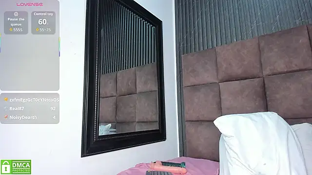 XXX chat uživo modela Gia_Scott