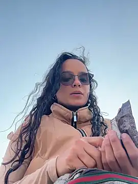 Maia_Park Chat XXX live