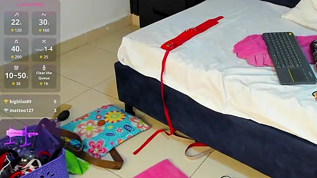 XXX chat uživo modela VanessaHard_as