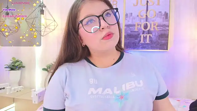 XXX chat uživo modela Cammi_wagner