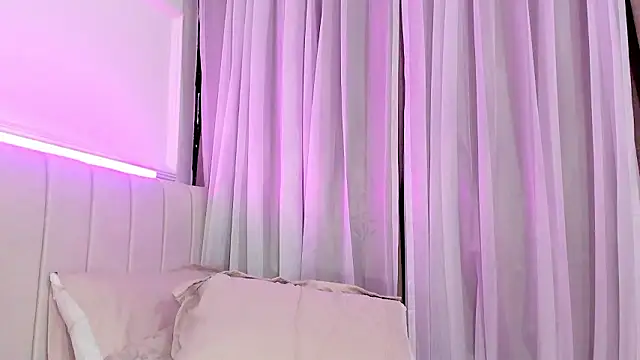 ada_belucci élő XXX-chatje