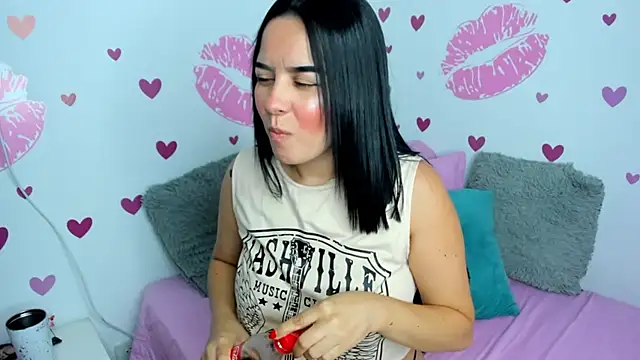 MiaAylen_のライブXXXチャット