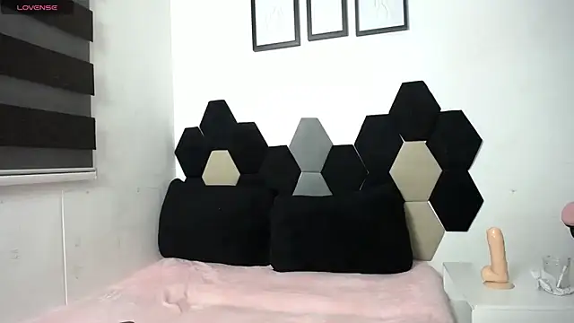 Lili_mdls 即時 XXX 聊天