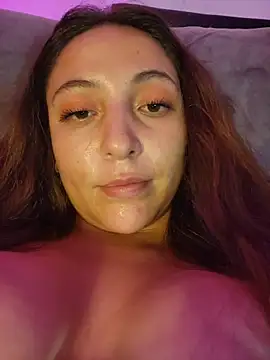 XXX chat uživo modela VickyHoult