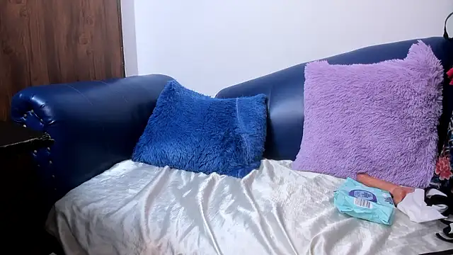 XXX chat uživo modela Mature_Skinny