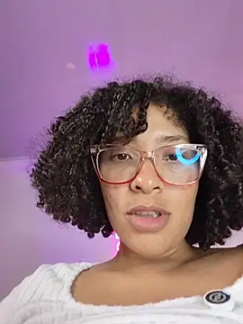 DannaBerry élő XXX-chatje