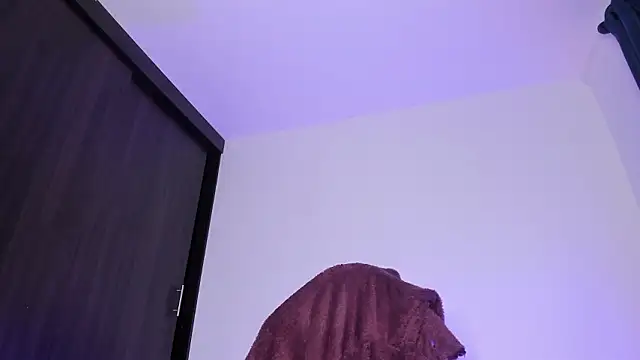 perla7777 élő XXX-chatje