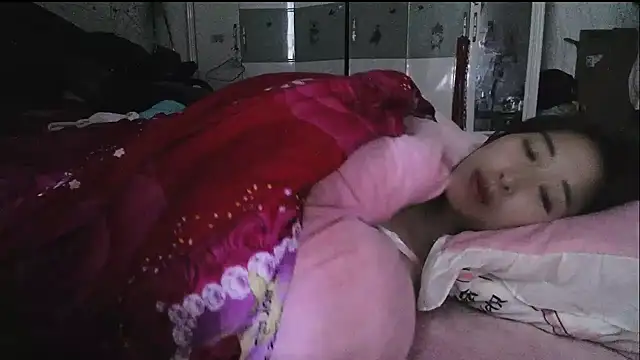 hebe-02's Live XXX Chat