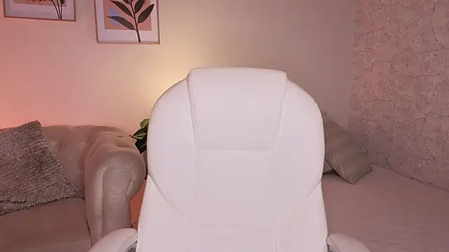 DahianaWalcott's Live XXX Chat