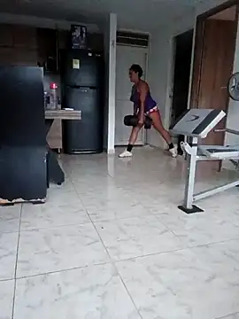 LEIRIS_Y_FRED_01 élő XXX-chatje