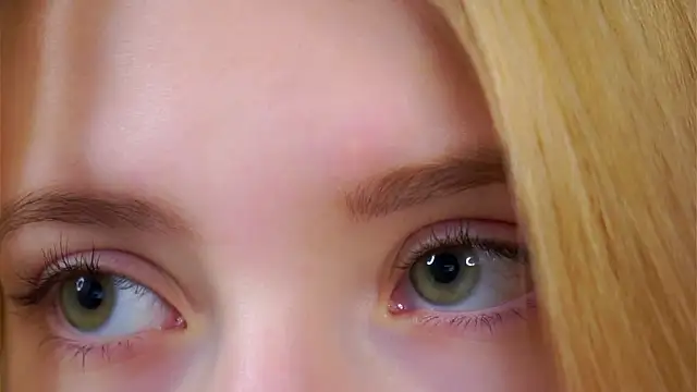 SunnivaCovil – Naživo XXX chat