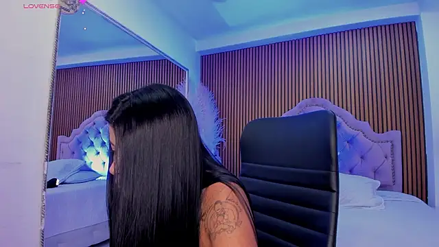 SelenaStonneのライブXXXチャット