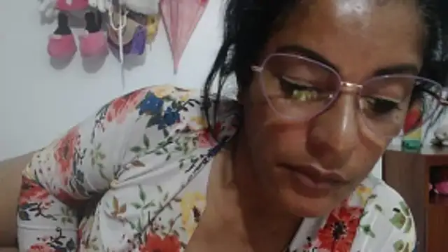 kateleyagrey élő XXX-chatje