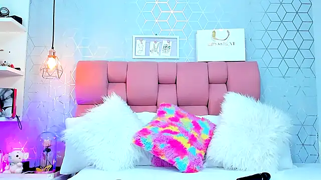 Zoebraham's Live XXX Chat