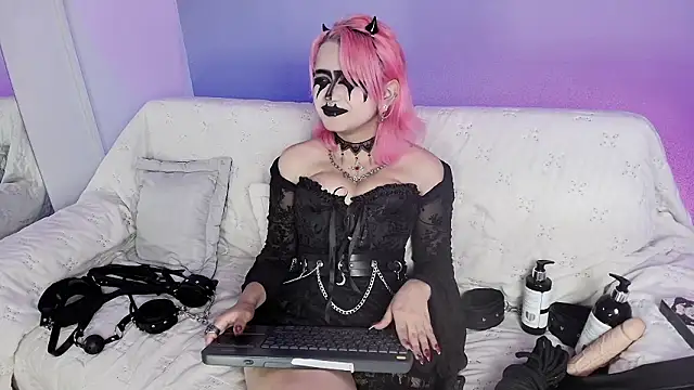 Navier__'s Live XXX Chat