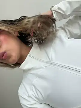 saliha_pinky_ webkamerás műsora