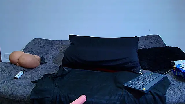 BrayaanFit's Live XXX Chat