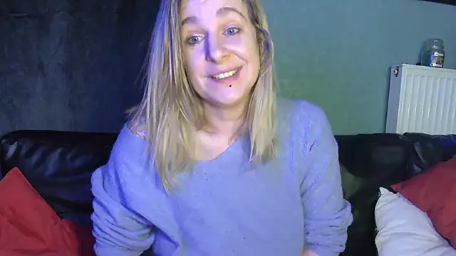 Delichieuse5's Live XXX Chat