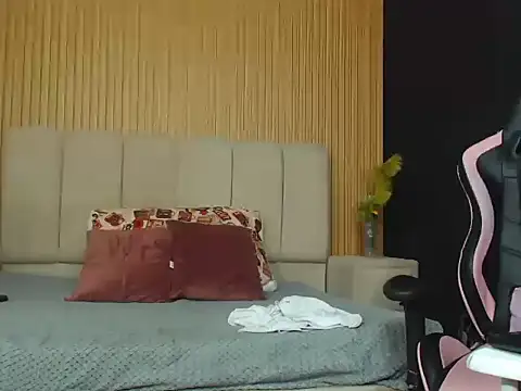 AnthonyRosz's Live XXX Chat