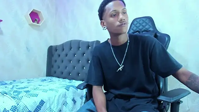 Chat +18 de ManSant ao vivo