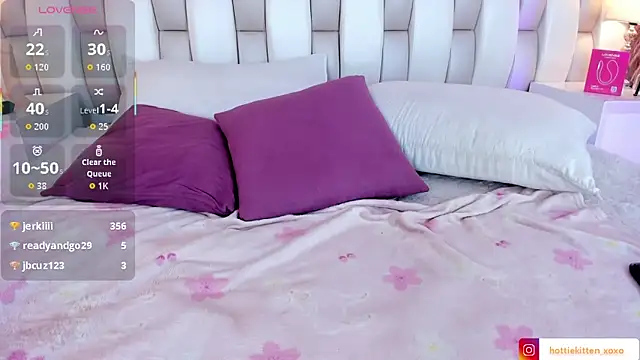 Chat XXX ao vivo de Viollet_xoxo