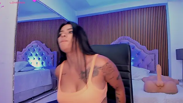 SelenaStonne Live XXX Chat