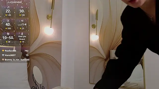 milaleoneli Chat XXX live