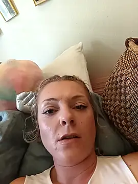 ticklemepinkk – Naživo XXX chat