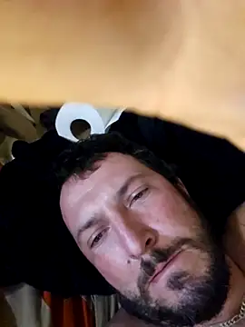 UncutHammer69's Live XXX Chat