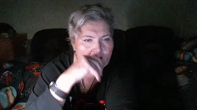 Lana555 – Naživo XXX chat