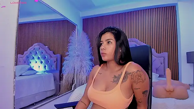 SelenaStonne live XXX chat