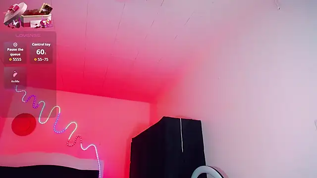 Kendall_hornyy 现场XXX聊天