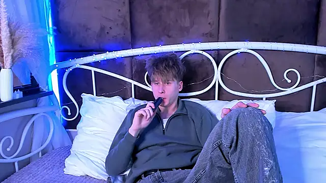 ScottPierce's Live XXX Chat