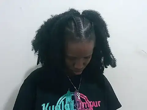 prettybeee's Webcam Show