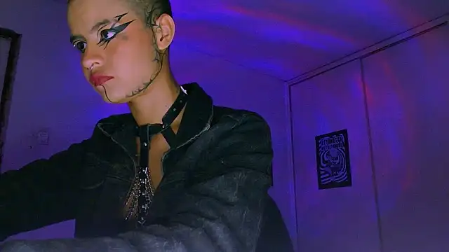 alex_one888 Live XXX-Chat