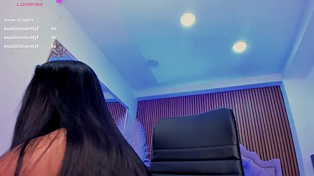 SelenaStonne – Live XXX-chat