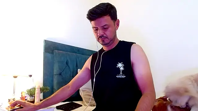 cedrixx10's Live XXX Chat