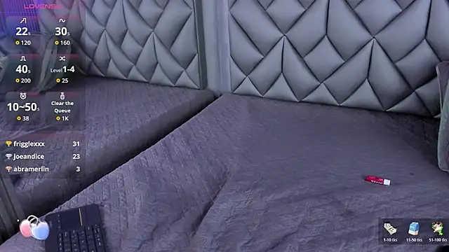 Kitty_Dollyy's Live XXX Chat