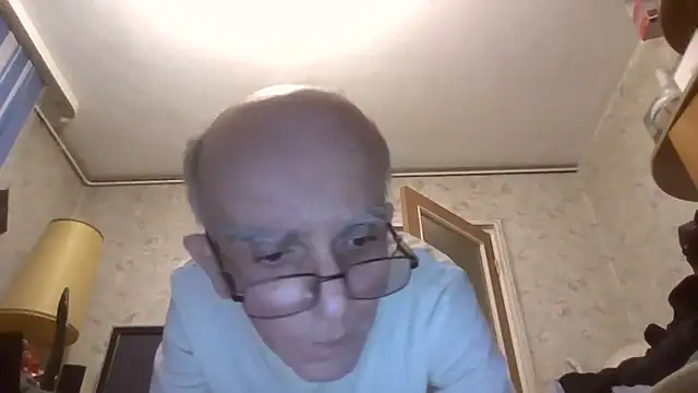 mariusica1@xh's Live XXX Chat