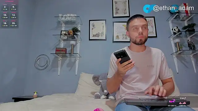 XXX chat uživo modela ETHAN_ADAM