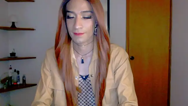 NovaNyx11 Show in webcam