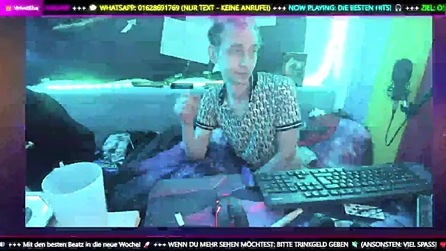 Chatroom XXX en direct de VelvetRise