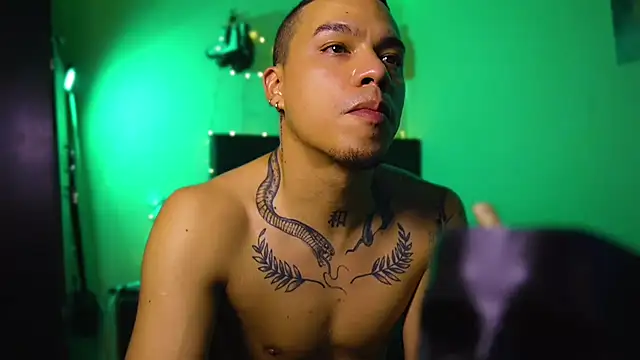 Chat XXX Live AlphaMasterXxx