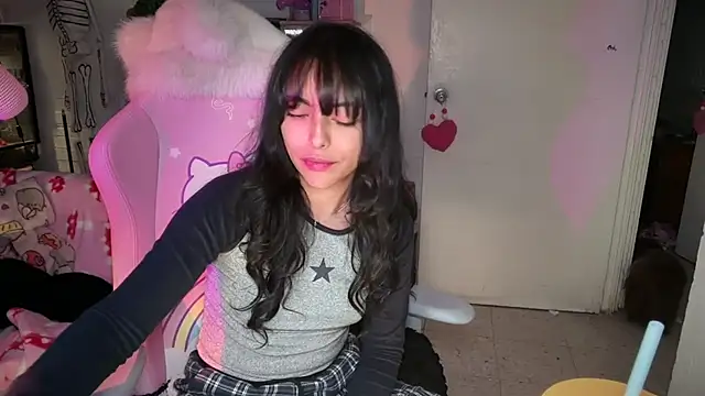 kaithra 라이브 XXX 채팅