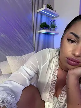 KirstieVegas' Live XXX Chat